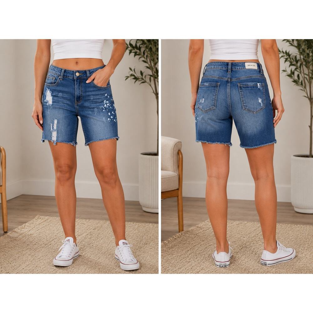 Uniq by Litz Distressed Denim Bermuda Shorts Women’s Size 26/3 Raw Hem Mid Wash